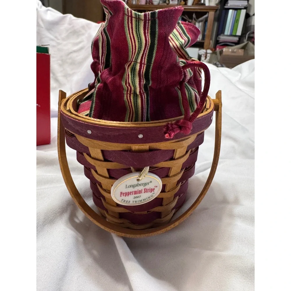 Longaberger Retired 2007 Tree Trimming Peppermint Stripe Basket box Liner Liner